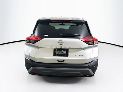 Used 2023 Nissan Rogue SV image 7