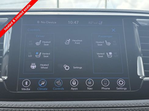 Used 2019 Chrysler Pacifica Limited FWD image 8