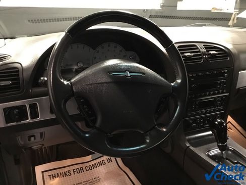 Used 2002 Ford Thunderbird image 33