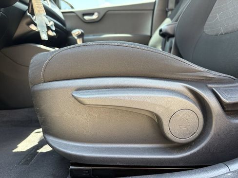 Used 2019 Kia Rio S FWD image 13