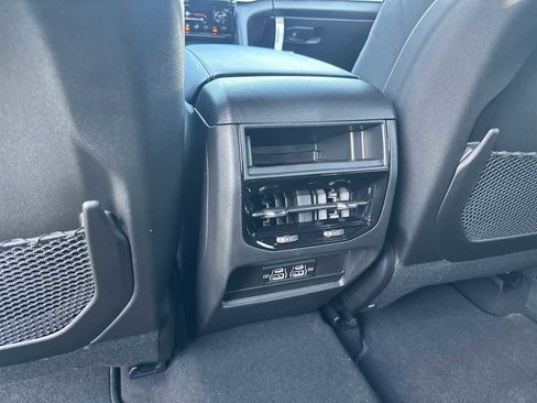 New 2025 Jeep Grand Cherokee Laredo image 20