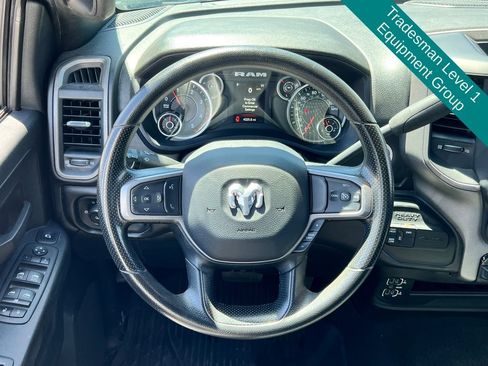 Used 2024 RAM 3500 Tradesman w/ Chrome Appearance Group AWD/4WD image 4