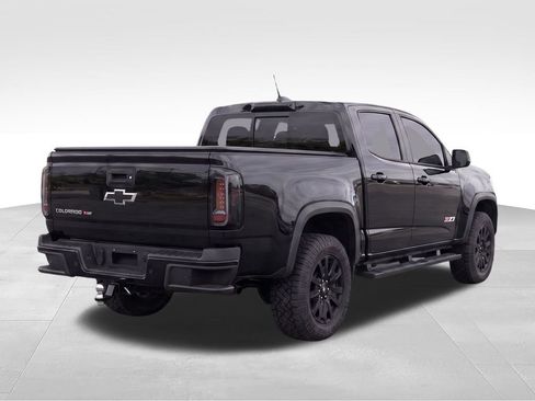 Used 2020 Chevrolet Colorado Z71 w/ Z71 Midnight Edition AWD/4WD image 3