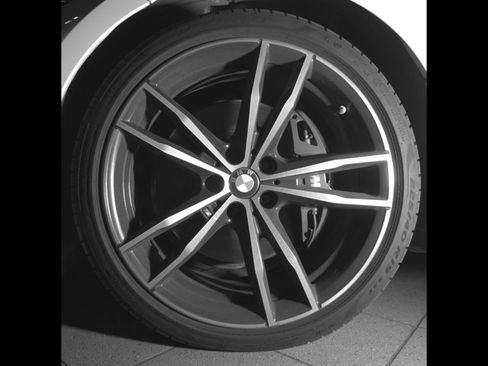 Used 2023 BMW 330i Sedan w/ M Sport Package image 9