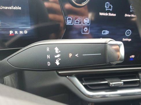 New 2026 Chevrolet Equinox EV LT image 24