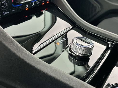 Used 2023 Jeep Grand Cherokee Laredo w/ Trailer Tow Prep Group (B) image 16