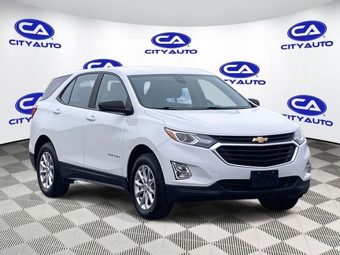 Used 2021 Chevrolet Equinox LS AWD/4WD image 1