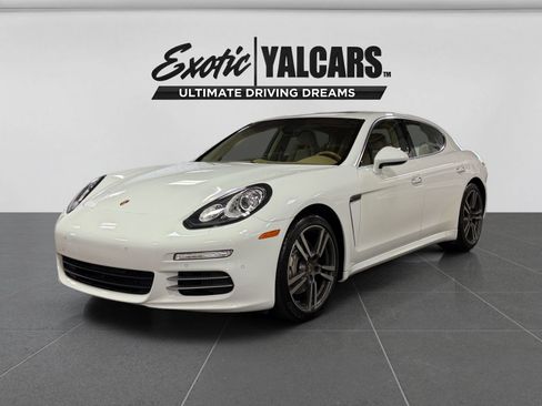 Used 2014 Porsche Panamera 4S w/ Premium Package Plus AWD/4WD image 1