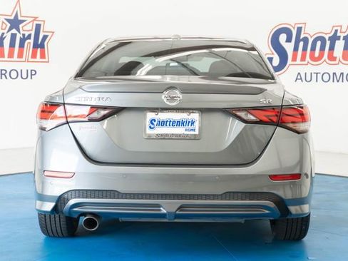 Used 2022 Nissan Sentra SR w/ Trunk Package FWD image 27