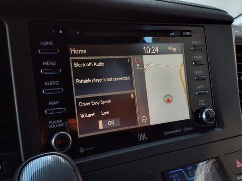 Certified 2019 Toyota Sienna SE Premium image 7