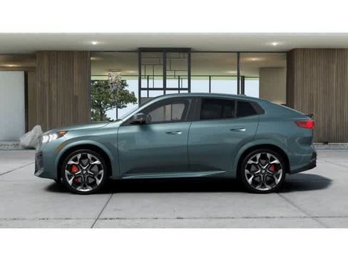 New 2026 BMW X2 xDrive28i w/ Technology Package AWD/4WD image 5