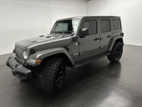 Used 2021 Jeep Wrangler Unlimited Sahara w/ Cold Weather Group AWD/4WD image 4