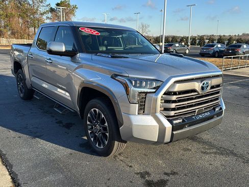Used 2024 Toyota Tundra Limited image 6