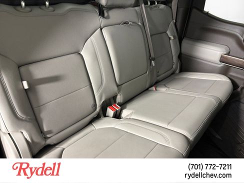 Used 2022 GMC Sierra 1500 SLT w/ SLT Premium Plus Package image 17