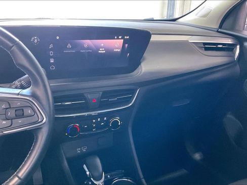 Used 2025 Buick Encore GX Preferred FWD image 10