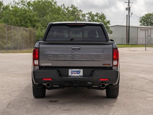 Used 2025 Honda Ridgeline TrailSport image 6