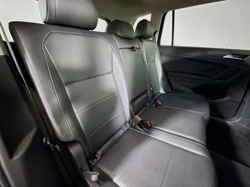 Used 2019 Volkswagen Tiguan SE w/ Panoramic Sunroof Package AWD/4WD image 28
