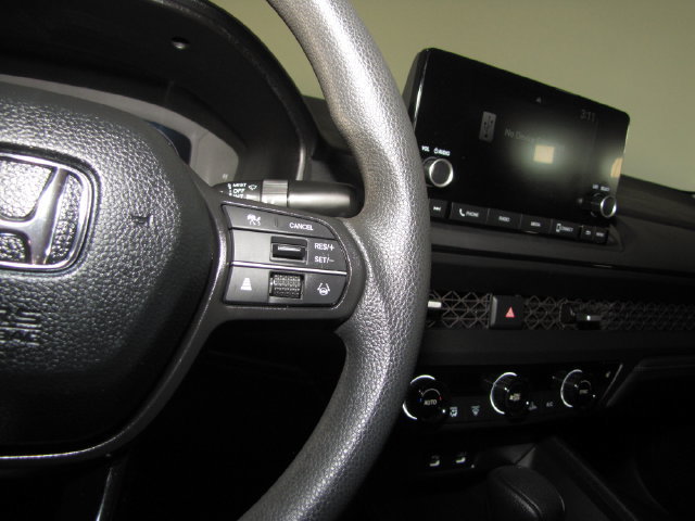 Certified 2025 Honda Accord SE image 29