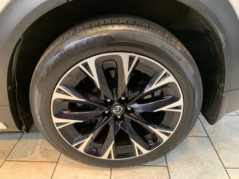 Used 2024 MAZDA CX-90 Plug-In Hybrid w/ Premium Pkg AWD/4WD image 13