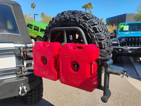 Used 2013 Jeep Wrangler Unlimited Rubicon w/ Connectivity Group image 63