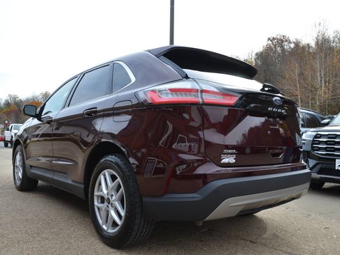 Used 2024 Ford Edge SEL image 4