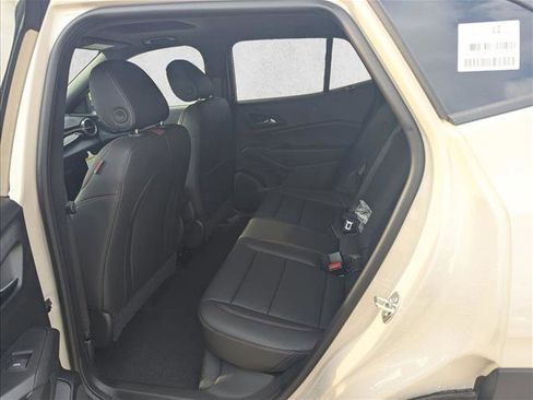 New 2026 Chevrolet Trax RS w/ Sunroof Package FWD image 15