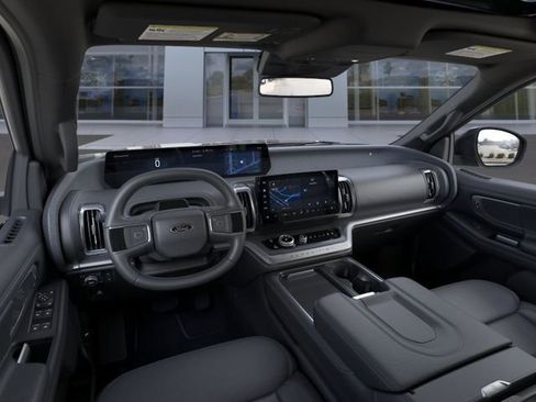 New 2026 Ford Expedition Platinum w/ Stealth Performance Package AWD/4WD image 9