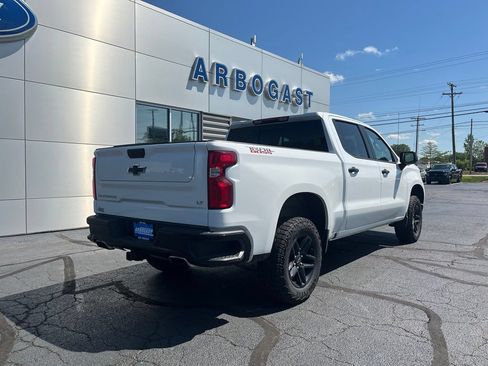Used 2023 Chevrolet Silverado 1500 LT Trail Boss w/ LT Trail Boss Premium Package AWD/4WD image 5