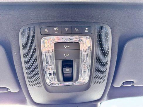 Certified 2024 Mercedes-Benz GLB 250 4MATIC image 14