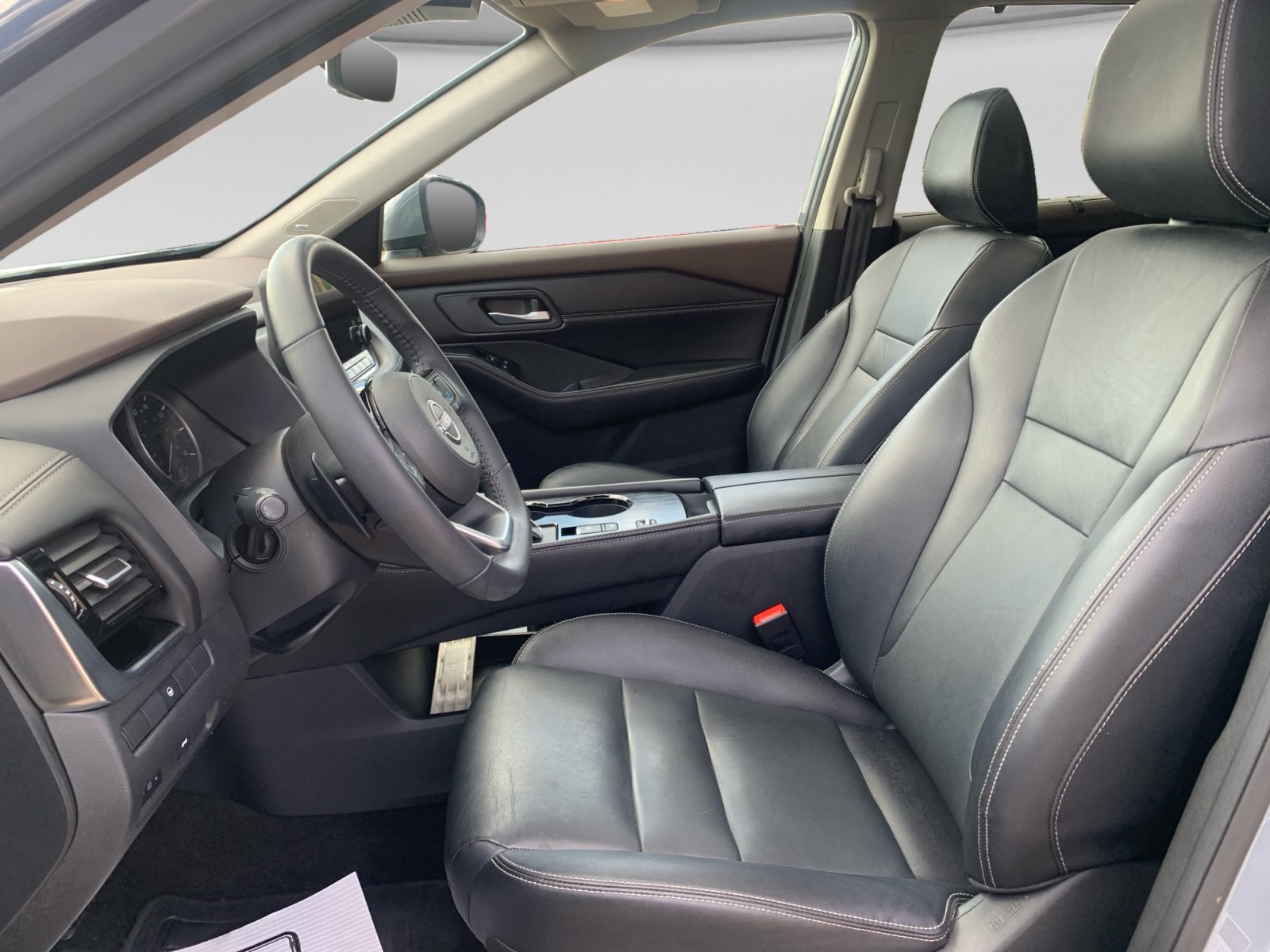 Used 2023 Nissan Rogue SL w/ SL Premium Package FWD image 28