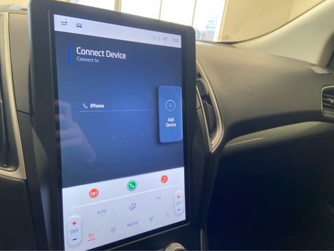 Used 2024 Ford Edge SEL w/ Convenience Package image 29