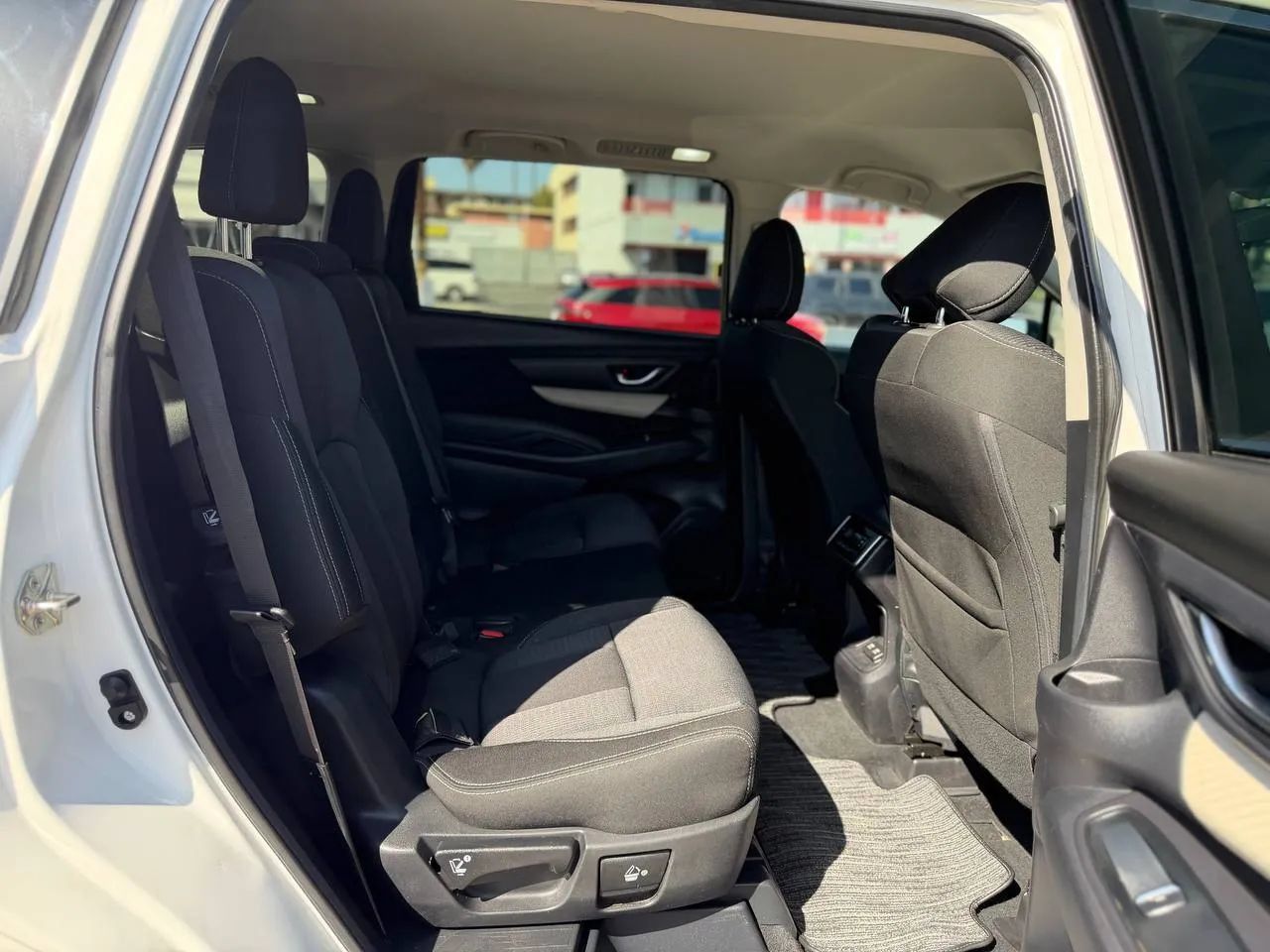 Used 2020 Subaru Ascent Premium AWD/4WD image 34