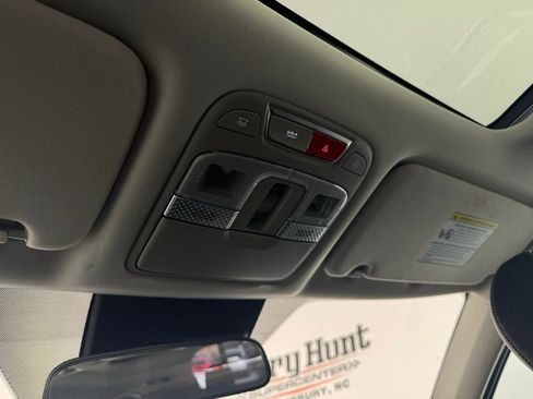 Used 2025 Kia Telluride S image 24