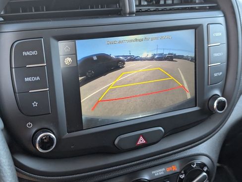 Certified 2025 Kia Soul LX image 27