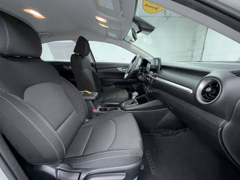 Used 2021 Kia Forte LXS FWD image 18