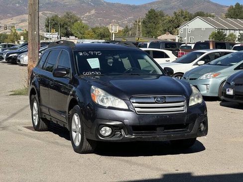 Used 2013 Subaru Outback 2.5i Premium w/ All-Weather Pkg image 2