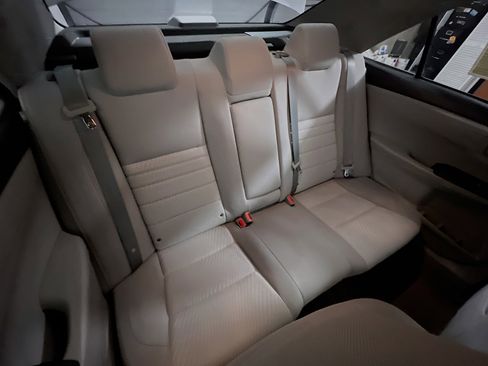 Used 2016 Toyota Camry LE image 33