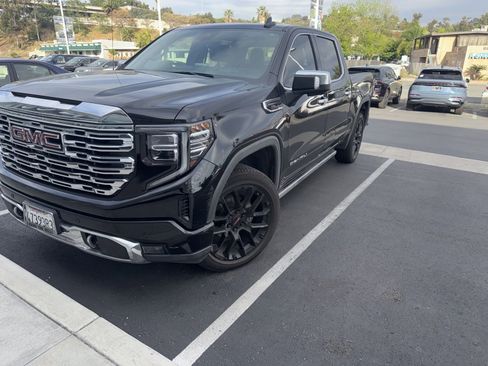Used 2023 GMC Sierra 1500 Denali w/ Denali Reserve Package AWD/4WD image 23