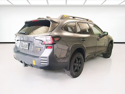 Used 2025 Subaru Outback Wilderness AWD/4WD image 4