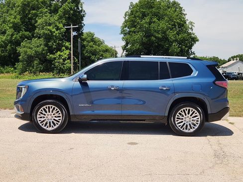 Used 2024 GMC Acadia Denali FWD image 4