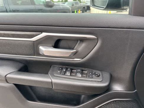 Used 2021 RAM 1500 Big Horn AWD/4WD image 11