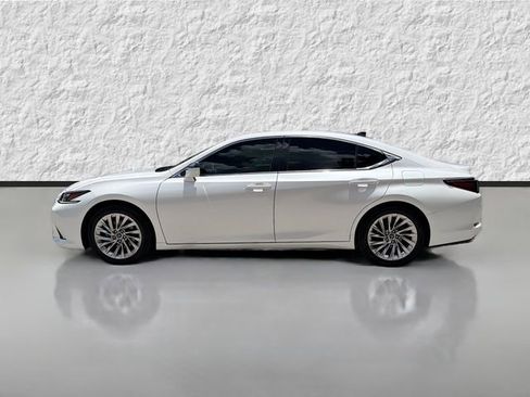 Used 2020 Lexus ES 350 Ultra Luxury w/ Accessory Package 2 FWD image 6