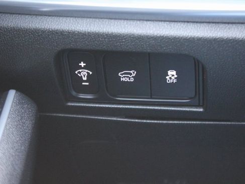 Used 2025 Kia Sorento SX image 19