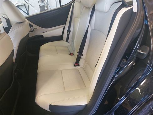 Used 2022 Lexus ES 300h w/ Premium Package image 14