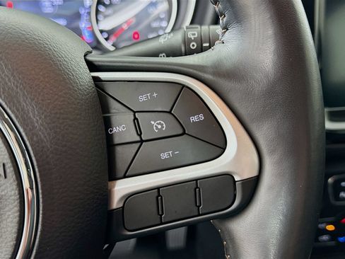 Used 2019 Jeep Compass Limited w/ Safety & Security Group AWD/4WD image 18