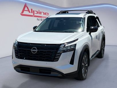 New 2026 Nissan Pathfinder Platinum