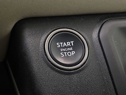 Used 2023 Land Rover Defender 110 S image 25