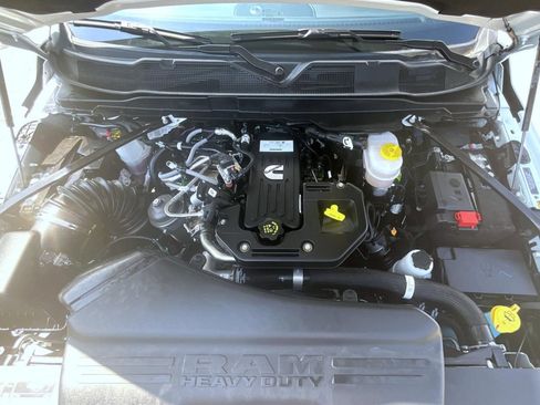 Used 2025 RAM 3500 Laramie w/ Night Edition AWD/4WD image 29