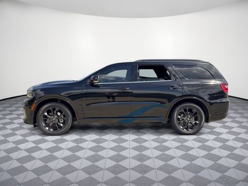 Used 2023 Dodge Durango GT RWD image 2