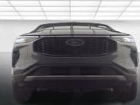 Used 2023 Ford Escape Active w/ Tech Pack #2 AWD/4WD image 11